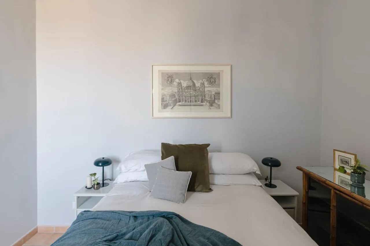 Amazing Penthouse With Terrace And Rooftop In Trastevere Řím Apartmán