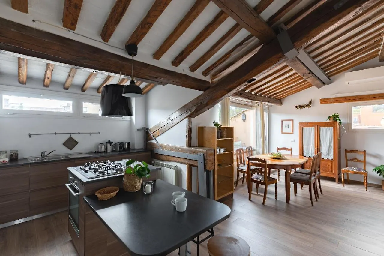 Apartmán Amazing Penthouse With Terrace And Rooftop In Trastevere Řím