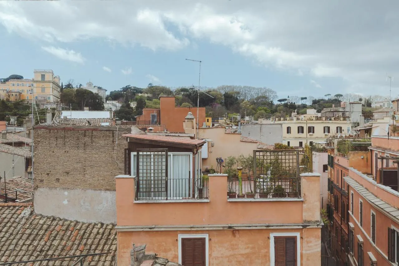 Amazing Penthouse With Terrace And Rooftop In Trastevere Řím
