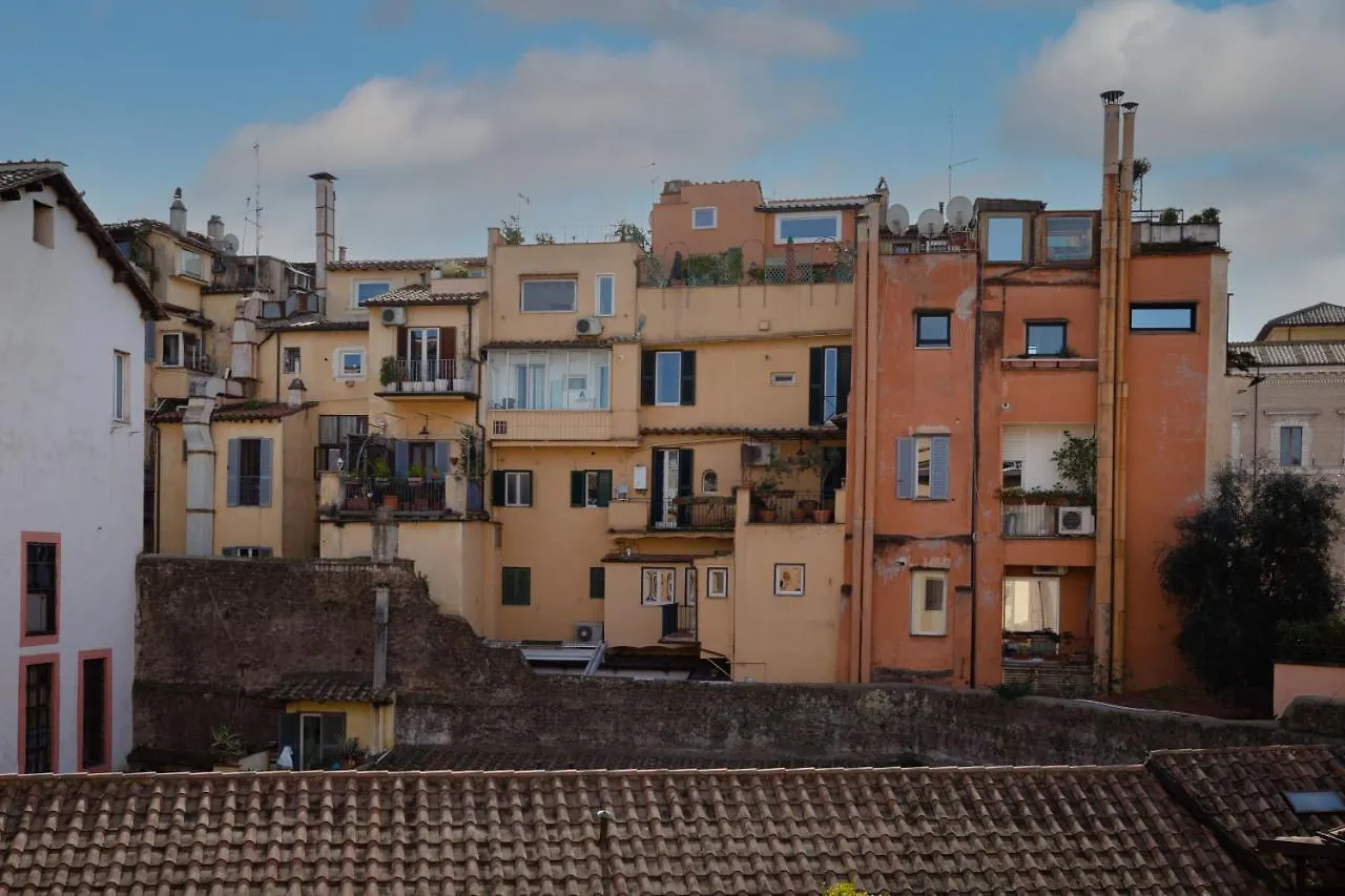 Amazing Penthouse With Terrace And Rooftop In Trastevere Řím 0*,