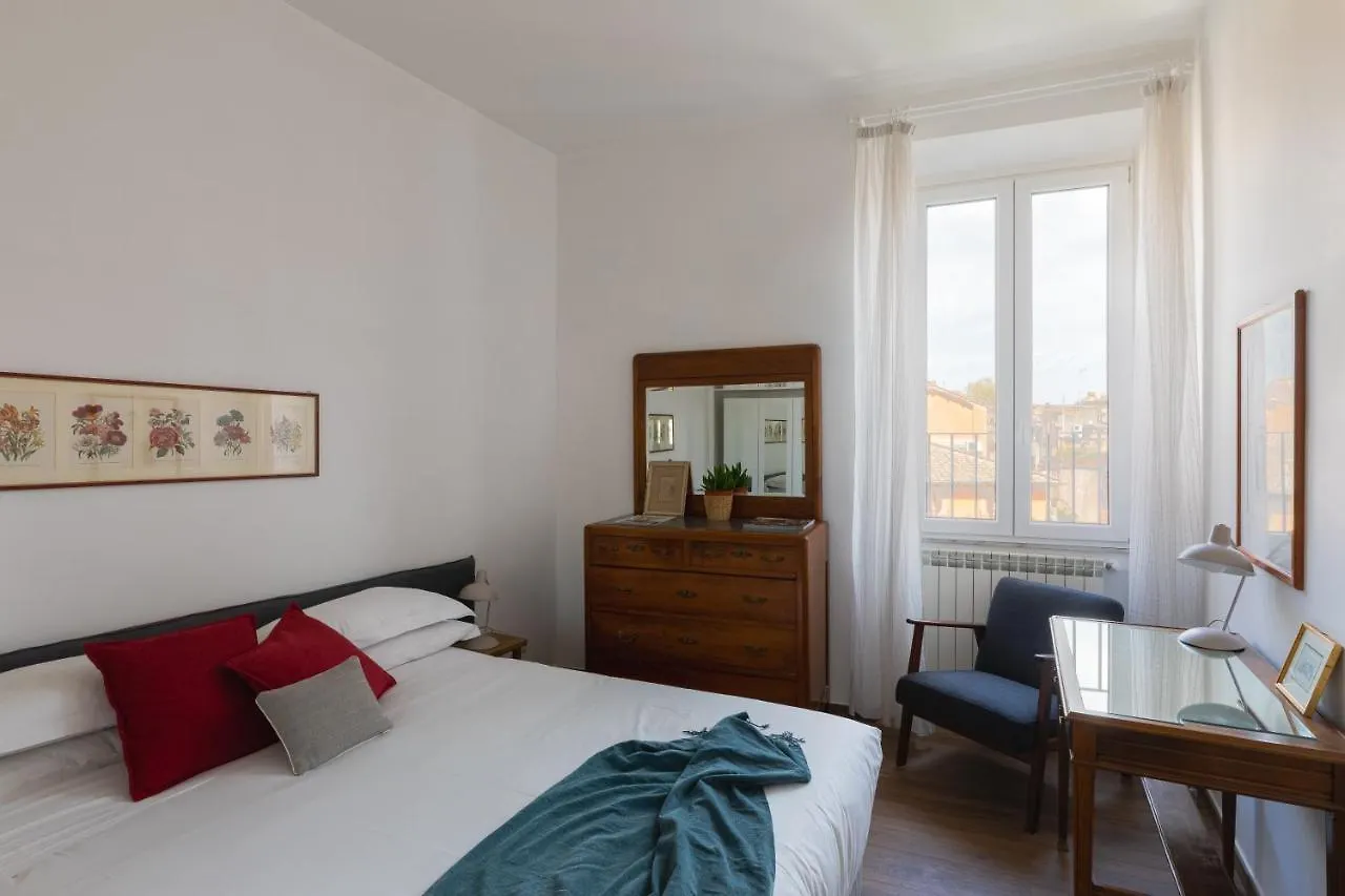 Amazing Penthouse With Terrace And Rooftop In Trastevere Apartment Rome Italy