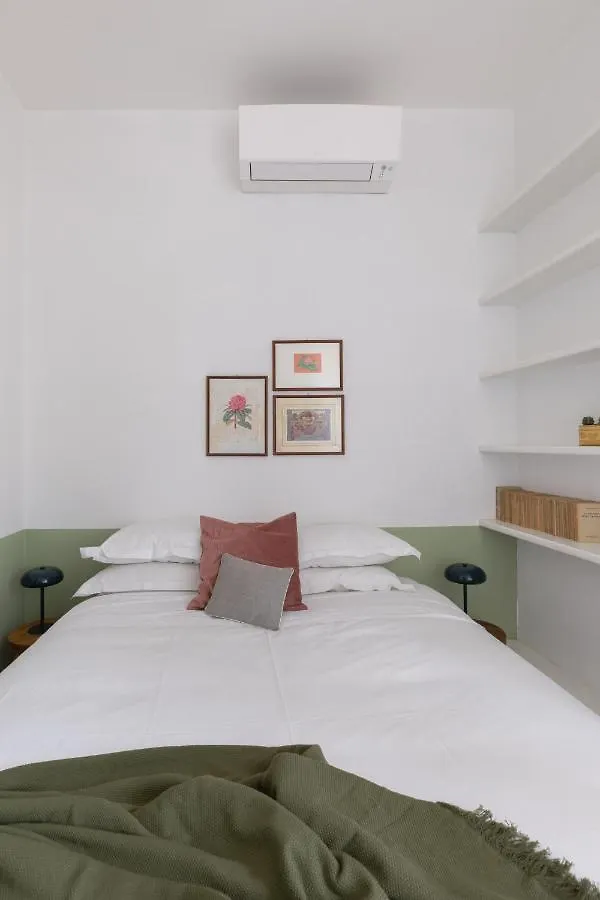 Amazing Penthouse With Terrace And Rooftop In Trastevere Рим Италия