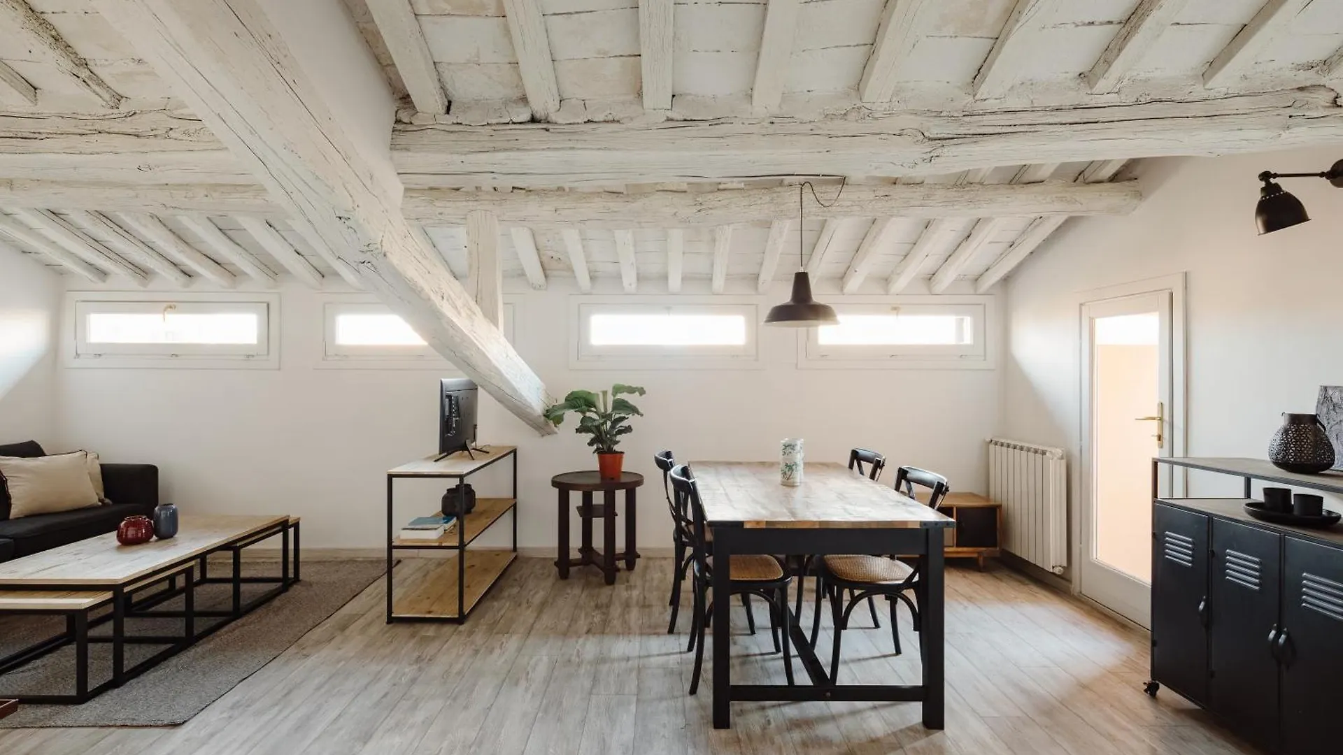 Amazing Penthouse With Terrace And Rooftop In Trastevere Рим 0*,